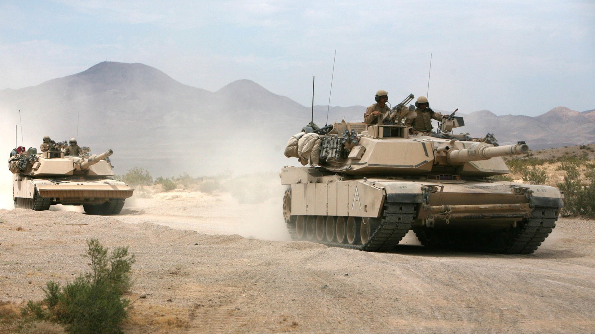 九游娱乐app下载-_网球装备革新：轻质材料带来运动新体验_，超轻网球拍