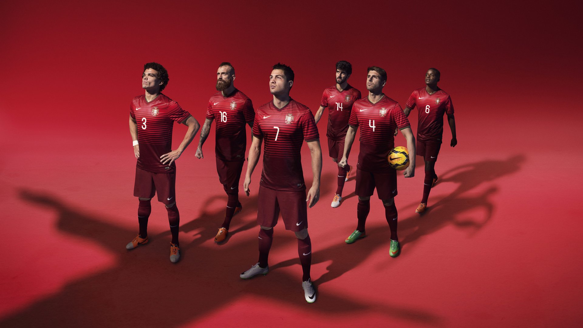 “华金·托比利亚的精准拦截与敏捷反应,带领阿根廷美洲狮队不断突破”